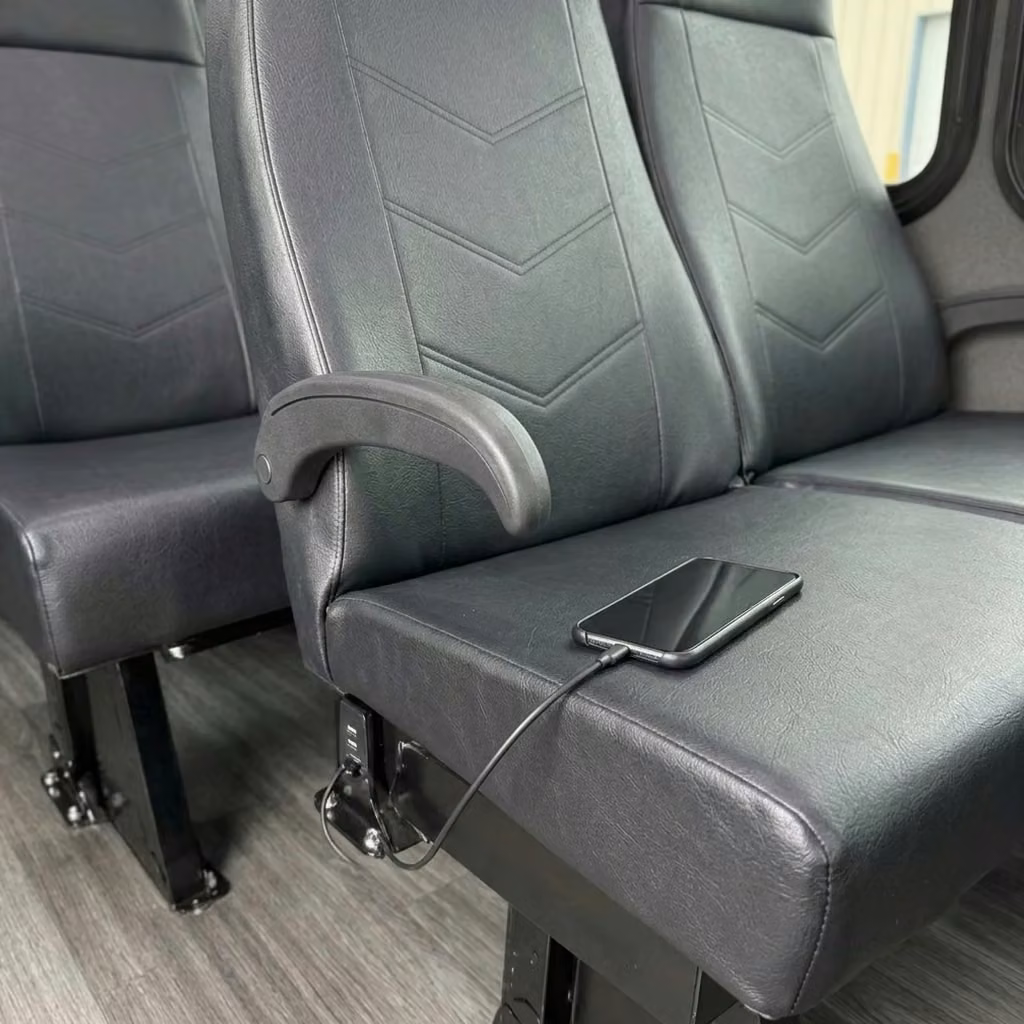benton 15 passenger minibus usb charging