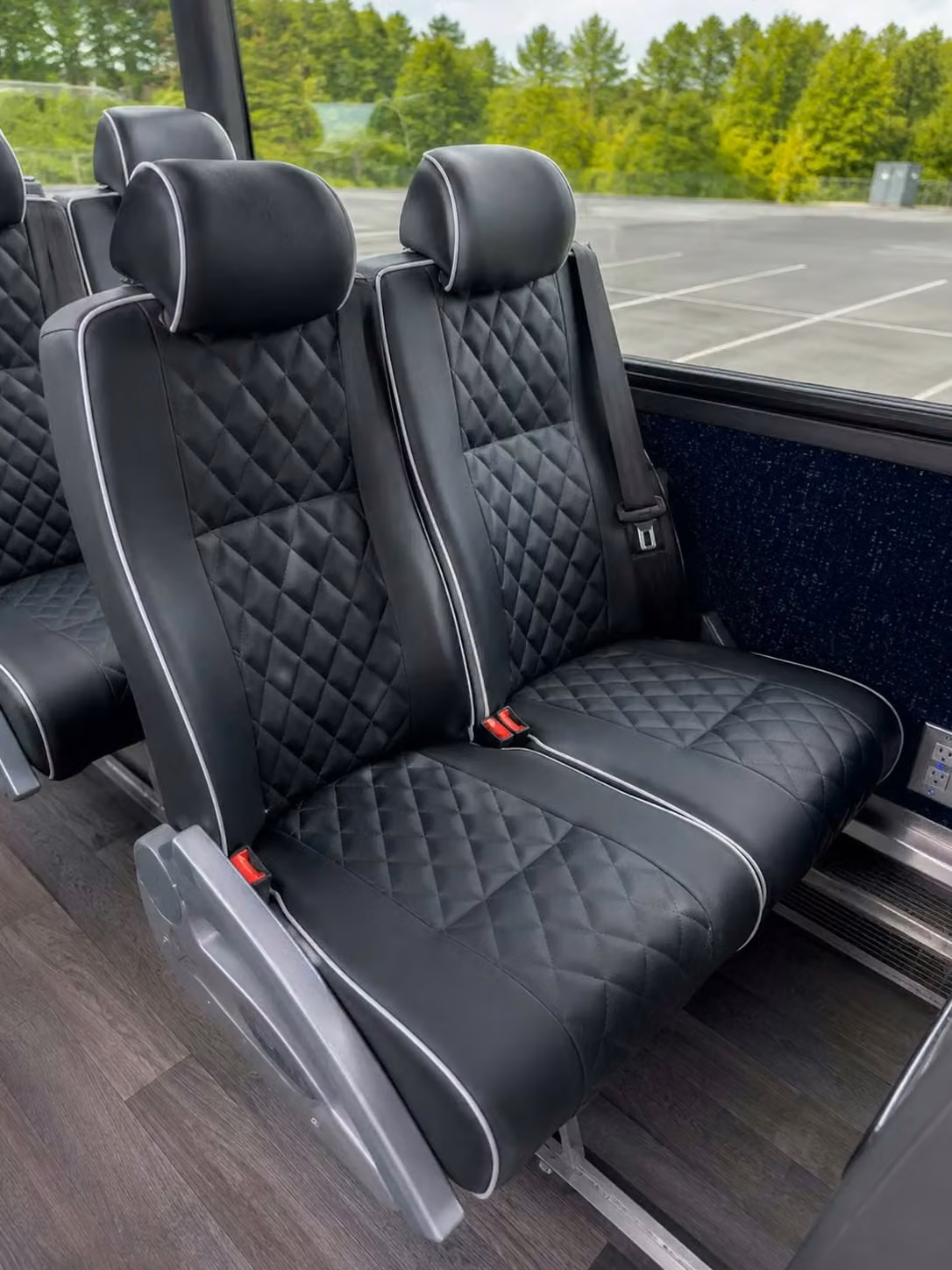 benton charter bus reclining seats