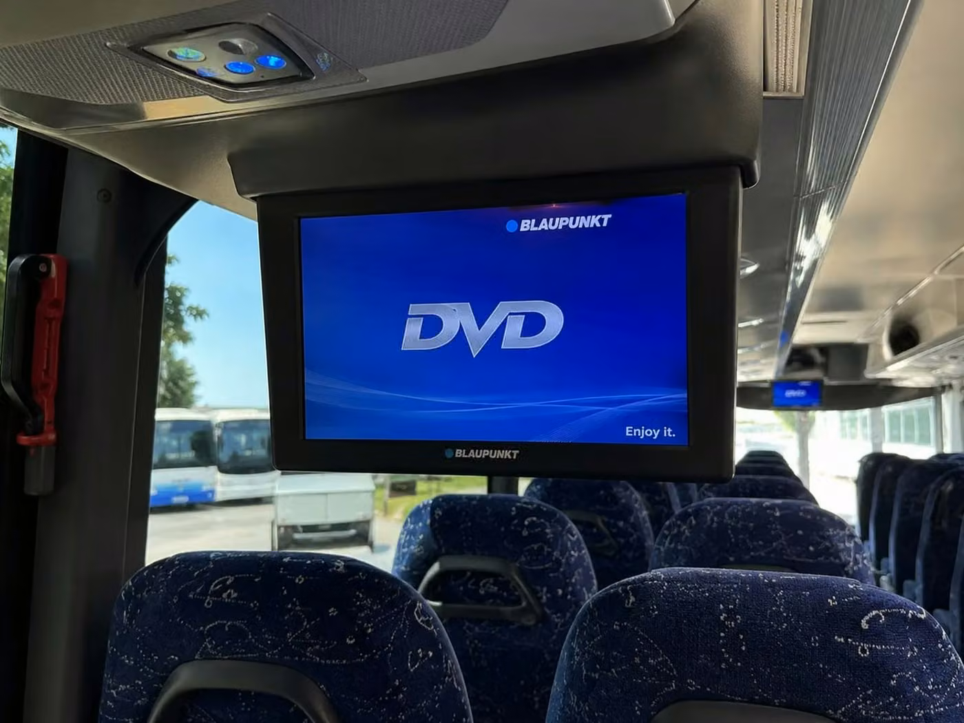 benton charter bus tv monitors