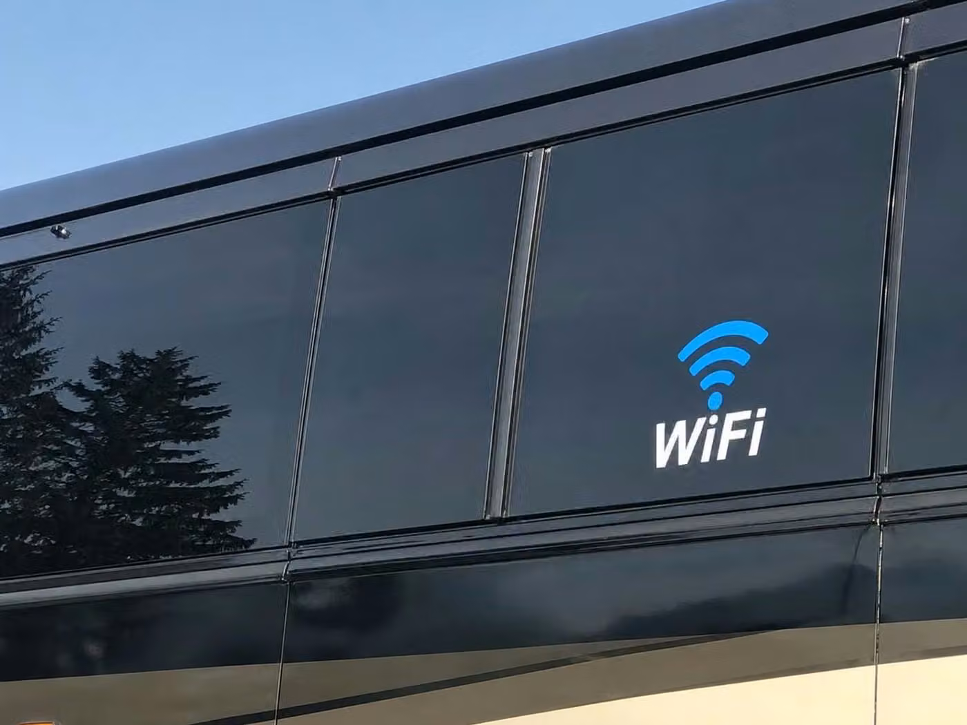 benton charter bus wifi