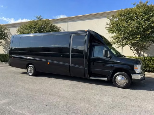 benton charter bus rental
